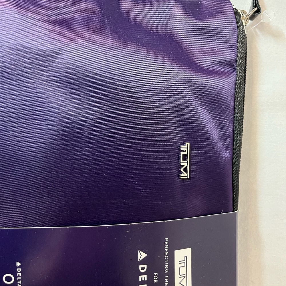 TUMI Purple Travel Pouch - Picture 3 of 4